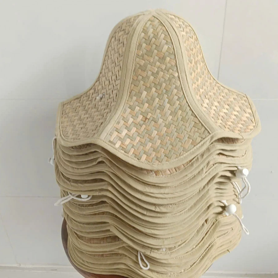 Mũ tre đan thủ công