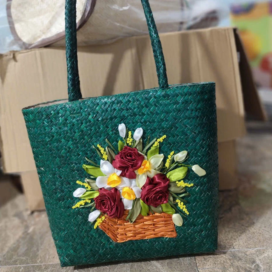 Túi cói đan thủ công hoa hồng nổi